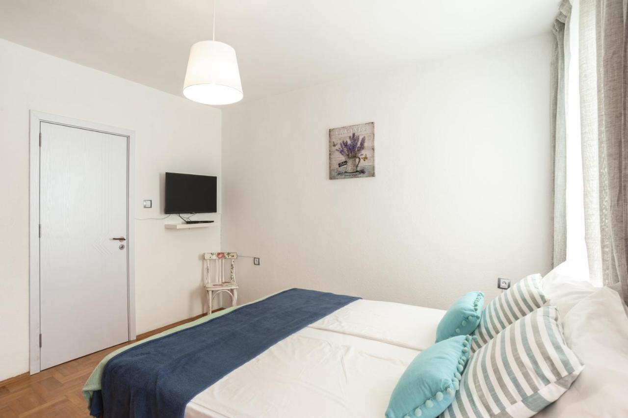 Sea Apartment Colours Burgas Exterior foto