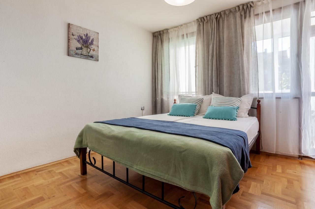 Sea Apartment Colours Burgas Exterior foto